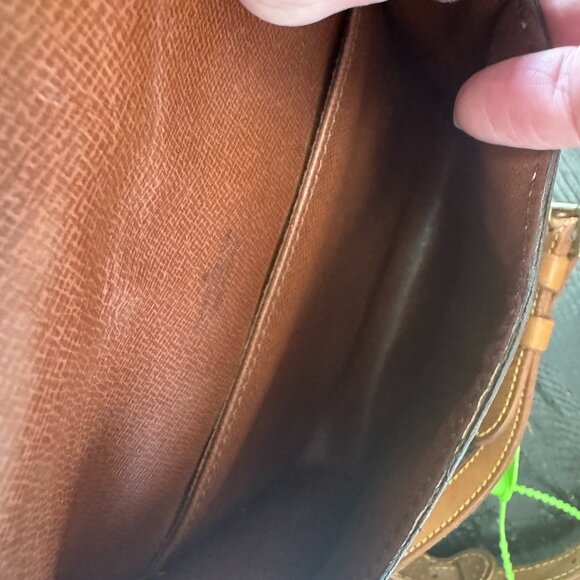 Louis Vuitton St Cloud - Picture 4 of 8